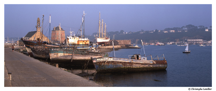 Photo panoramique,port de Camaret,nord finistère. © Août 2003 Christophe Letellier