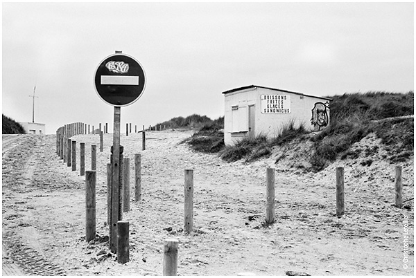 Baraque à frites dans la Manche. © 2009 Christophe Letellier tous droits réservés. Pour revenir à la galerie, cliquez sur la photo.