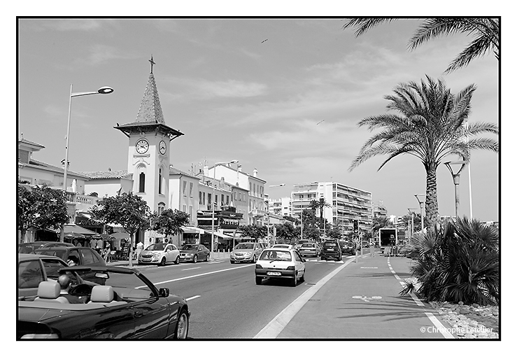 Carte postale en noir et blanc de la ville de Cagnes sur Mer,près de Nice, dans le département du Var. © juillet 2010 Christophe Letellier tous droits réservés. Pour revenir à la galerie, faites un clic-gauche sur la photo.